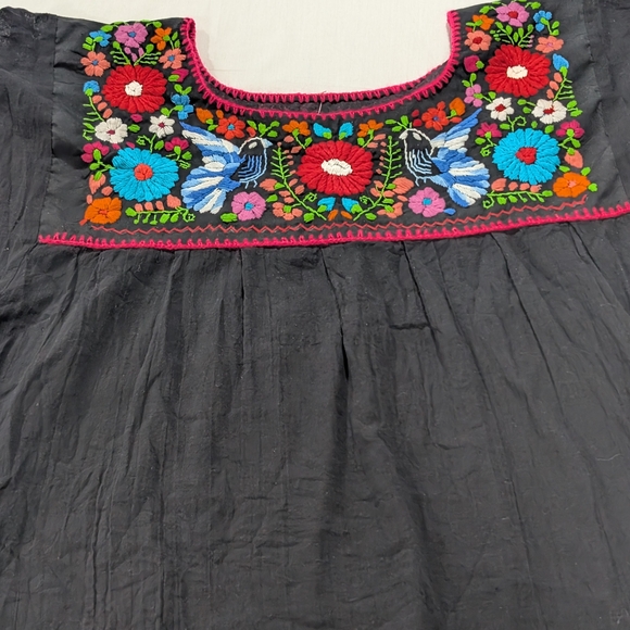 Black Mexican Embroidered Peasant Top Women’s Medium Floral Boho Cotton - Picture 2 of 10